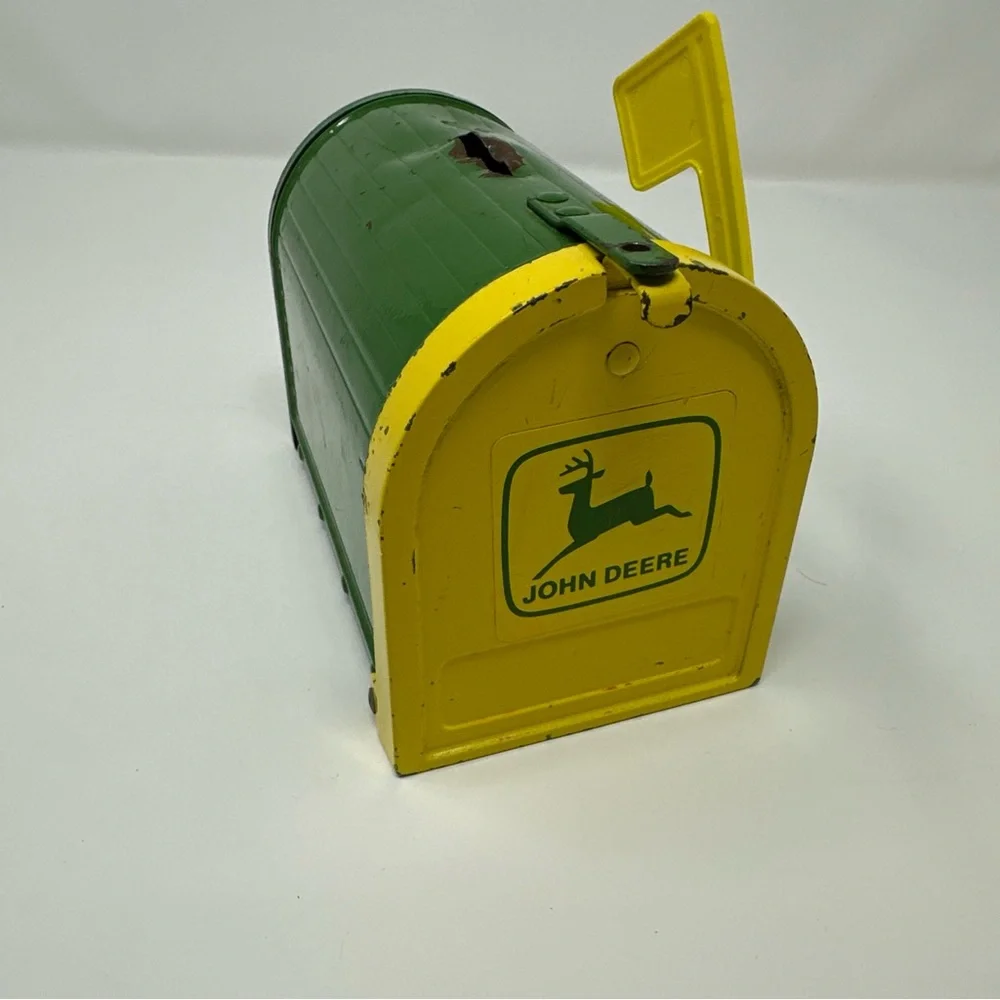 Vintage EUC John Deere green Mailbox Piggy Bank Farmhouse Tractor green yellow - Picture 1 of 11